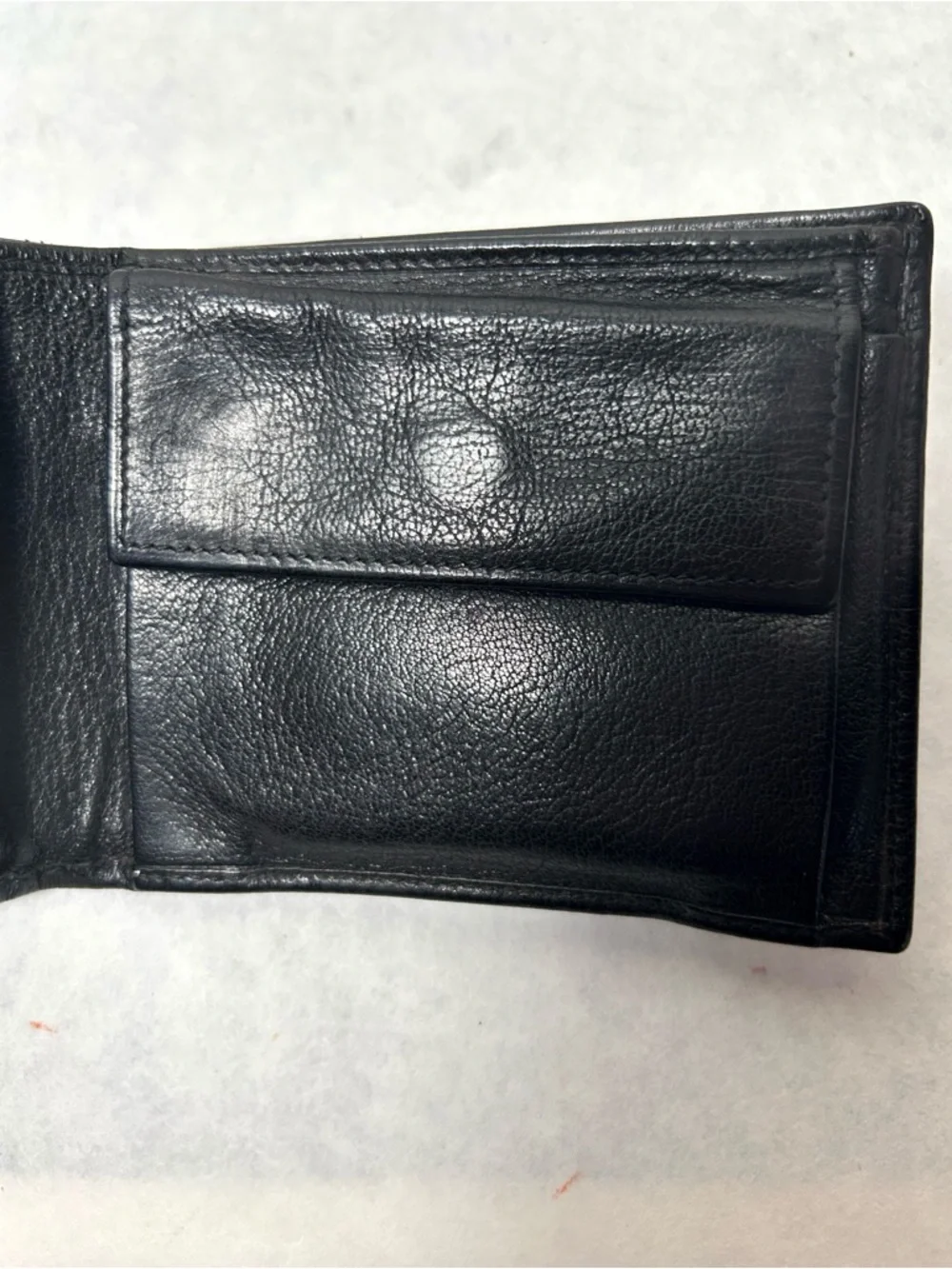 Salvatore Ferragamo Classic Black Leather Bi-Fold Men’s Wallet Gold Corner Logo